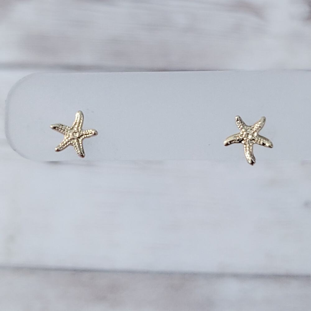 Stud Earrings - Gold Tone Starfish
